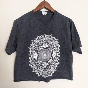 Cropped Psychedelic Design